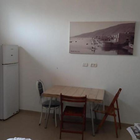 提比里亞פינה שקטה דקה הליכה לכנרת והטיילת公寓 外观 照片